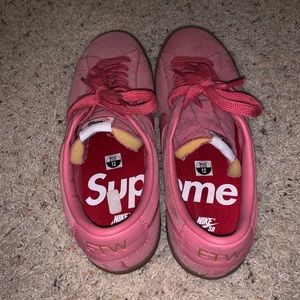 Nike x supreme SB blazer low desert bloom colorway